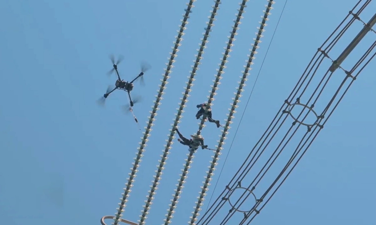 Hệ thống Drone Kiểm Tra Đường Dây Điện